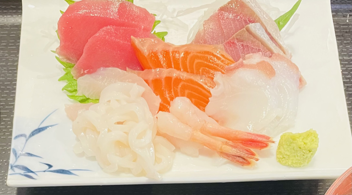 透き通るお刺身
